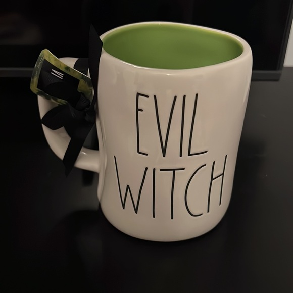 NWT Rae Dunn | Evil Witch Disney Villains Halloween Mug - Picture 2 of 4